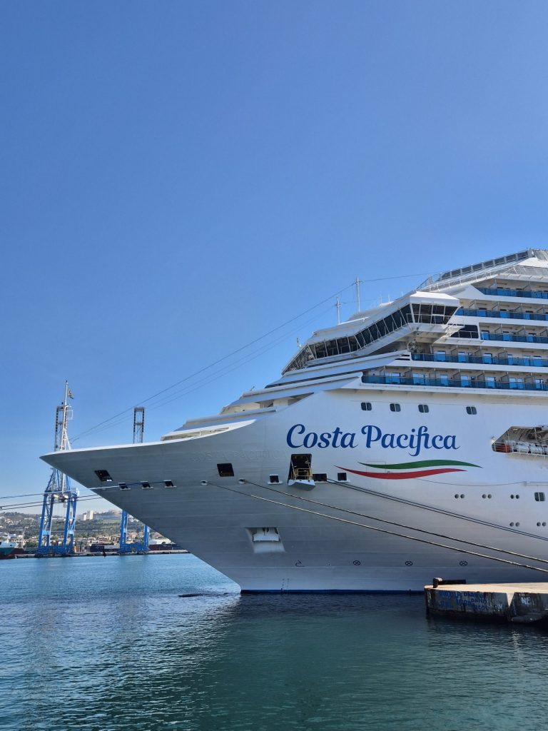 croisifil croisiere couture 4 scaled e1779370883115